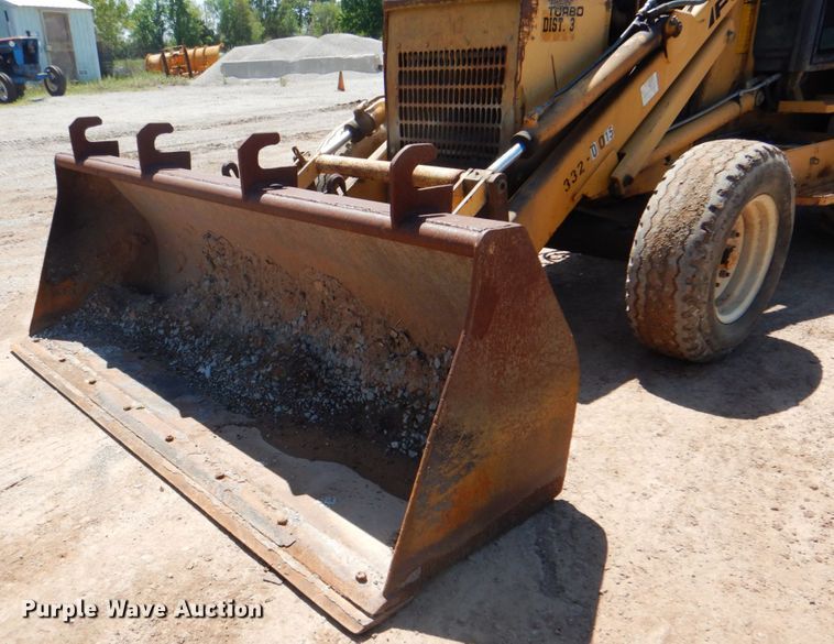 image for item DK5668 Ford 575D  backhoe