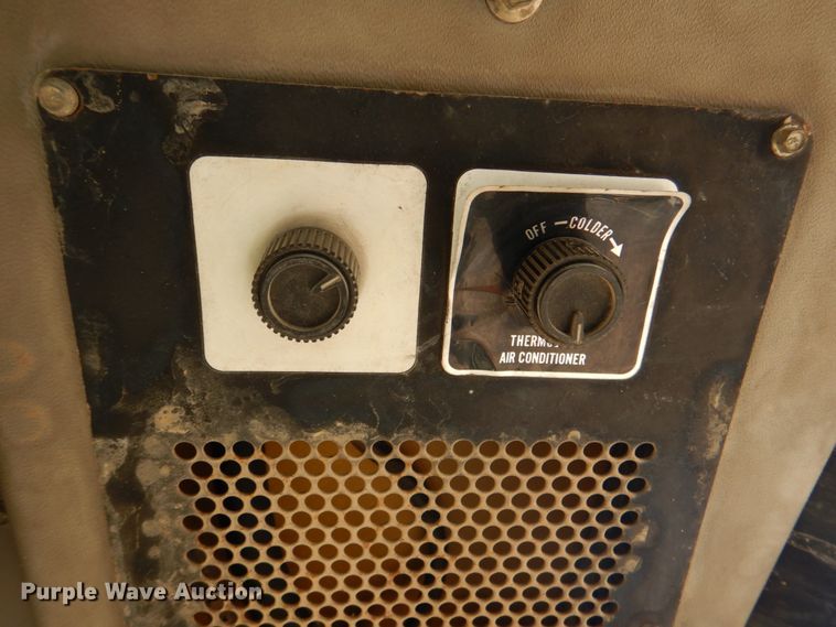 image for item DK5668 Ford 575D  backhoe