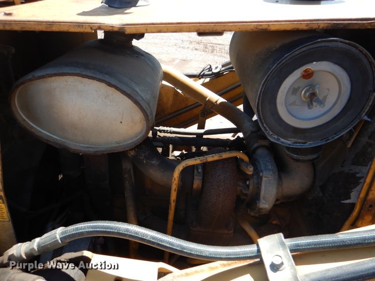 image for item DK5668 Ford 575D  backhoe