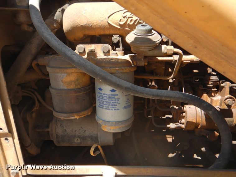 image for item DK5668 Ford 575D  backhoe