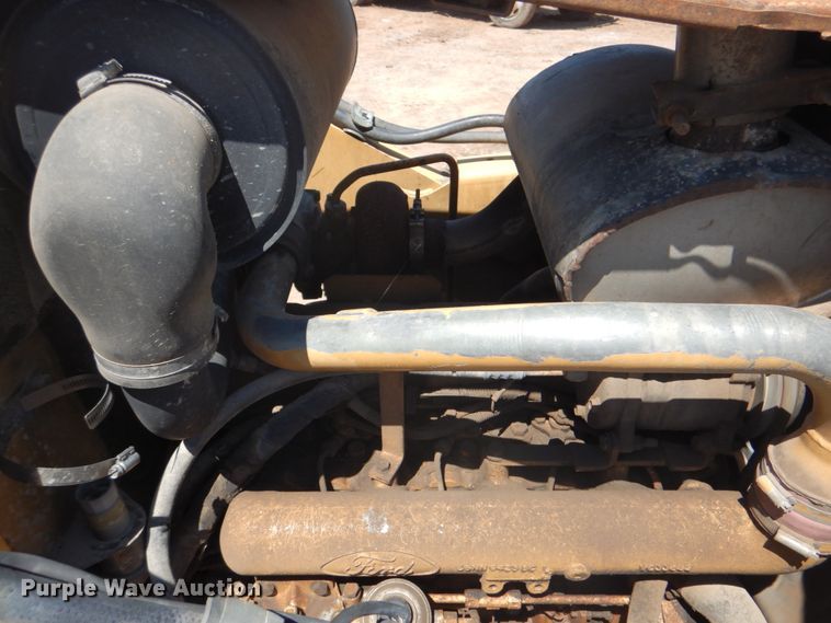image for item DK5668 Ford 575D  backhoe