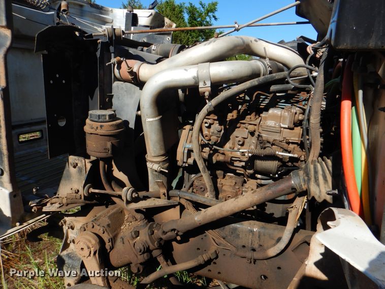 image for item DK5669 1995 International 4900  dump truck