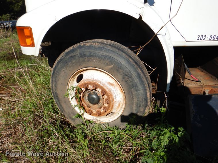 image for item DK5669 1995 International 4900  dump truck