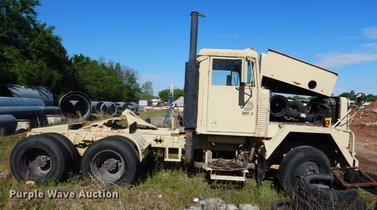 image for item DK5671 1984 Am General M1915A1  semi truck