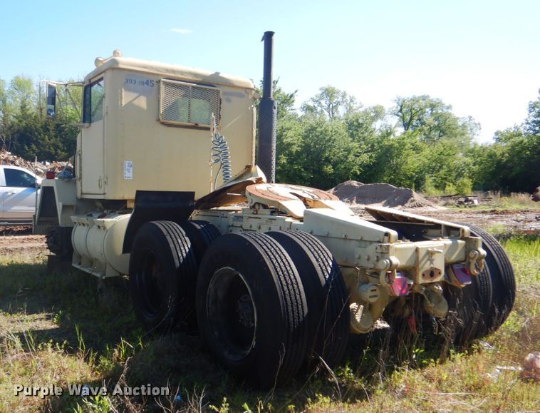 image for item DK5671 1984 Am General M1915A1  semi truck