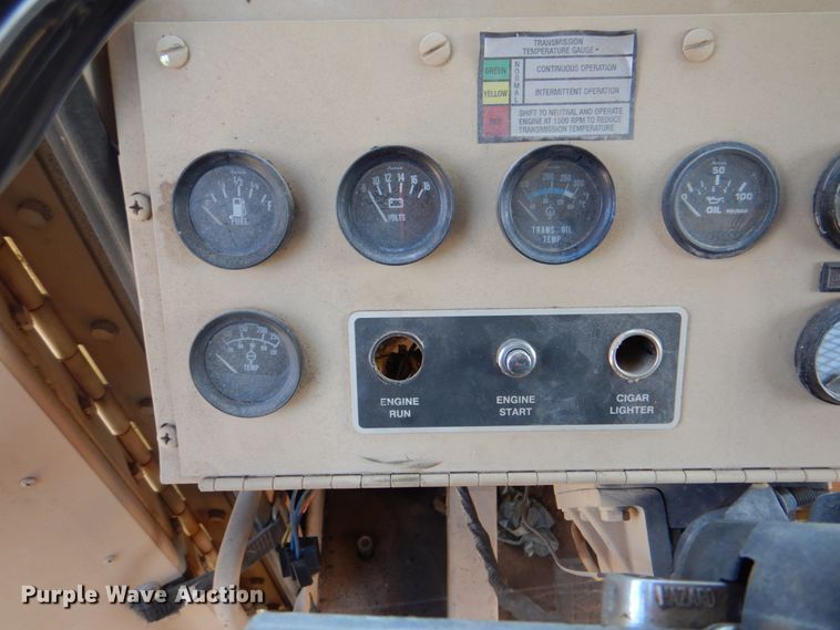 image for item DK5671 1984 Am General M1915A1  semi truck