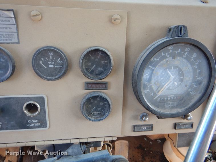 image for item DK5671 1984 Am General M1915A1  semi truck