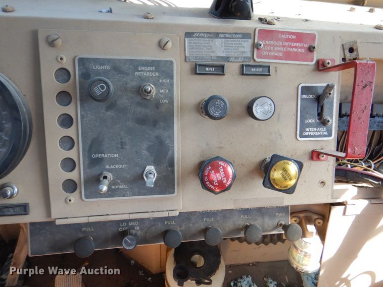 image for item DK5671 1984 Am General M1915A1  semi truck