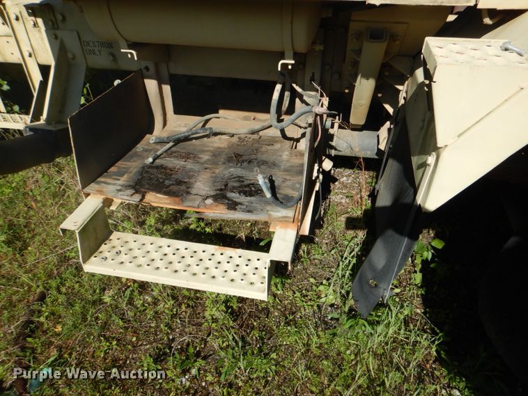 image for item DK5671 1984 Am General M1915A1  semi truck