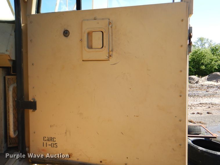 image for item DK5671 1984 Am General M1915A1  semi truck