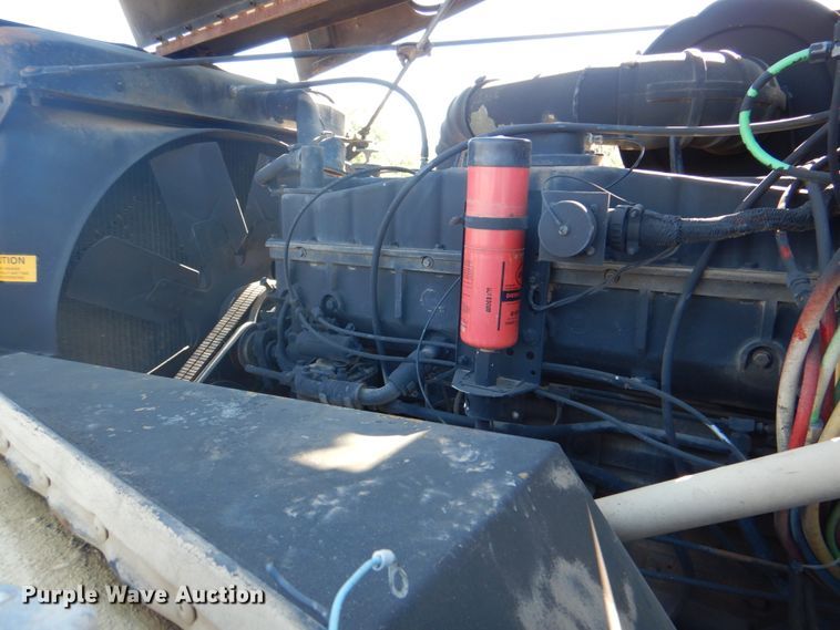 image for item DK5671 1984 Am General M1915A1  semi truck