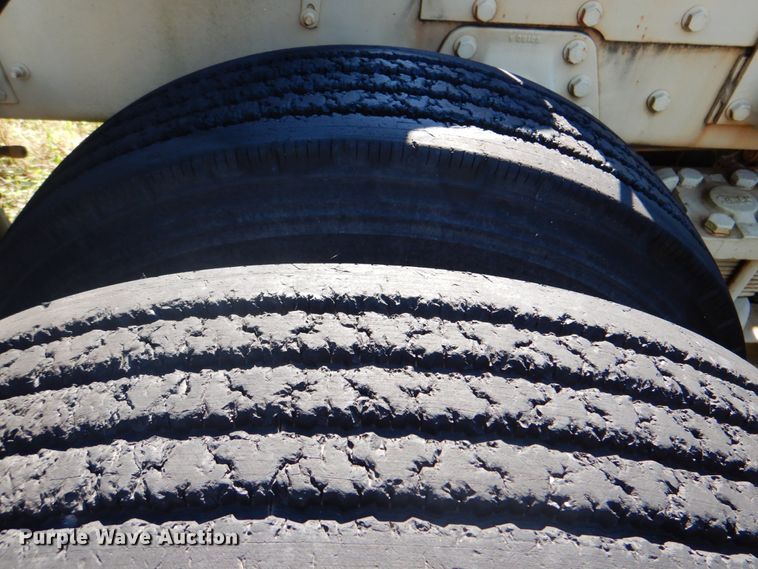 image for item DK5671 1984 Am General M1915A1  semi truck