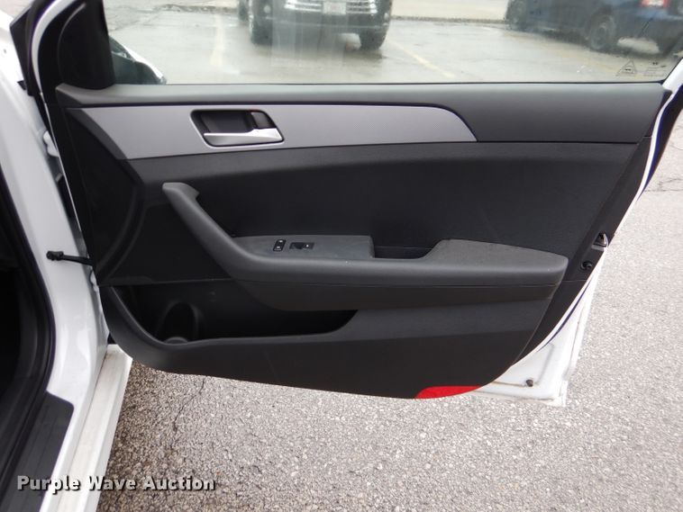 image for item DL8023 2019 Hyundai Sonata