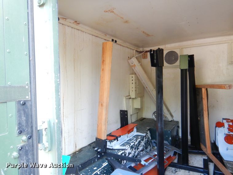 image for item DL8072 Enclosed cargo trailer