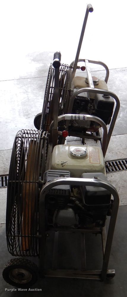 image for item DL8078 (2) Hurricane ventilation fans