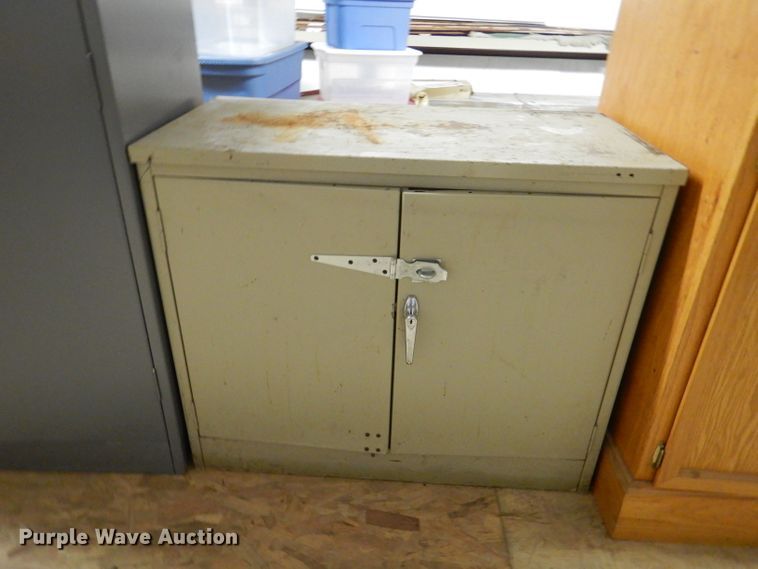 image for item DL8080 (3) cabinets