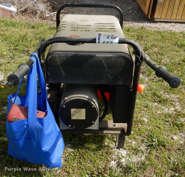 image for item DL8082 Winco DX6000E/M  generator