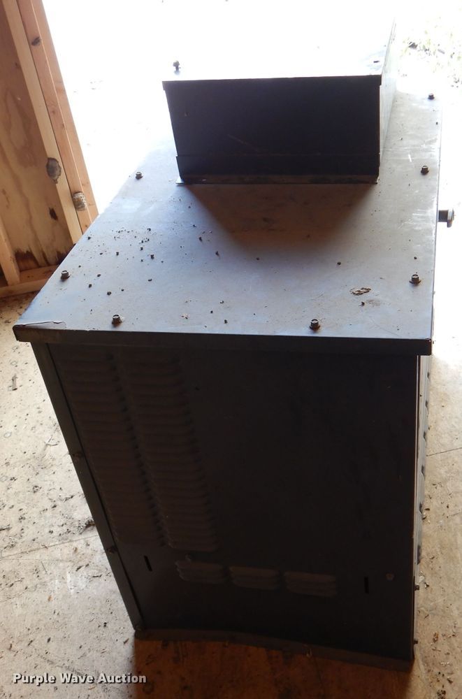 image for item DL8083 Dayton 4W166H  generator