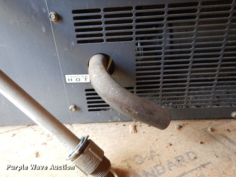 image for item DL8083 Dayton 4W166H  generator