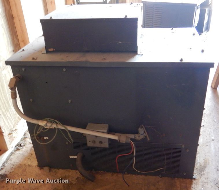 image for item DL8084 Dayton 4W166H  generator