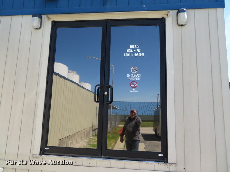 image for item DN5779 2014 Diamond office trailer