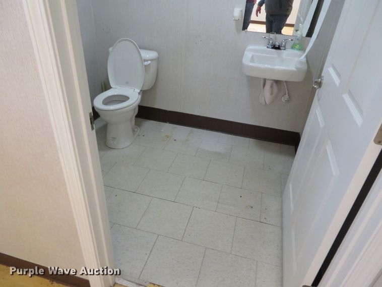 image for item DN5779 2014 Diamond office trailer