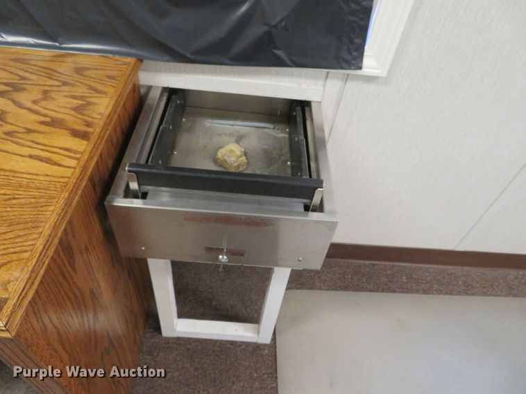 image for item DN5779 2014 Diamond office trailer