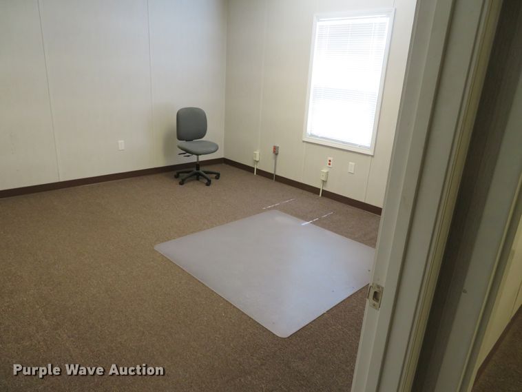 image for item DN5779 2014 Diamond office trailer