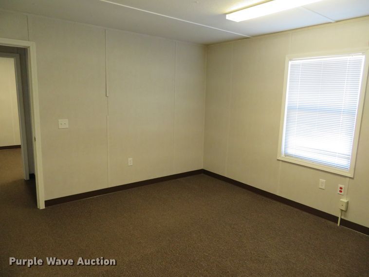 image for item DN5779 2014 Diamond office trailer