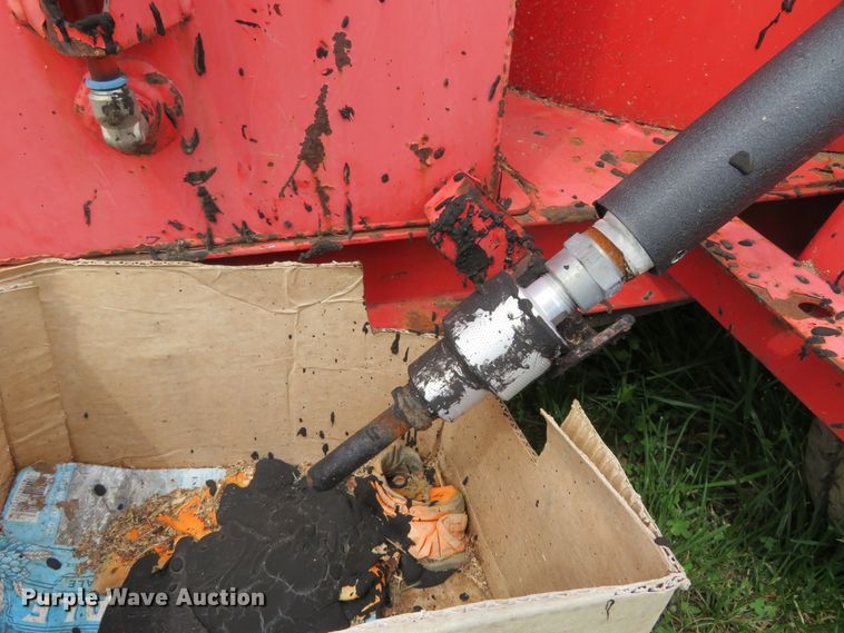 image for item FP9275 2002 Crafco SS125  melter applicator