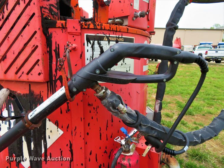 image for item FP9275 2002 Crafco SS125  melter applicator