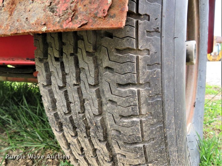 image for item FP9275 2002 Crafco SS125  melter applicator