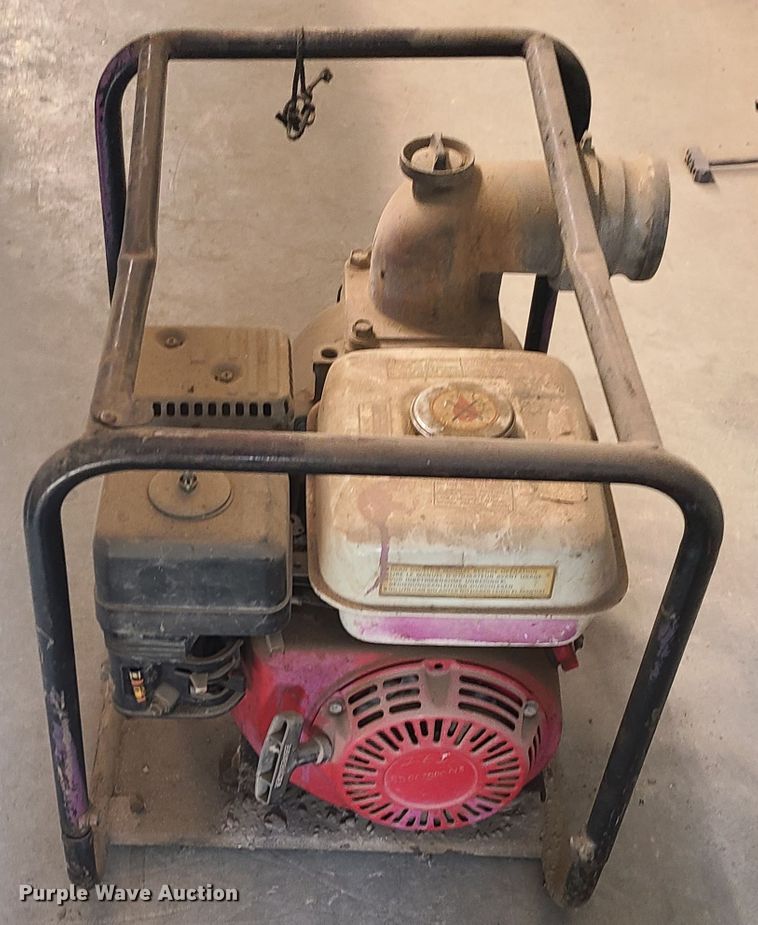 image for item HE9675 (3) water pumps