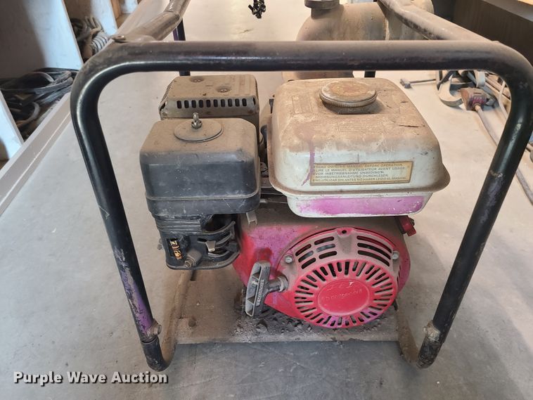 image for item HE9675 (3) water pumps