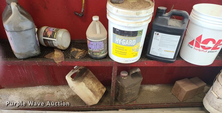 image for item HE9677 Oil storage tank