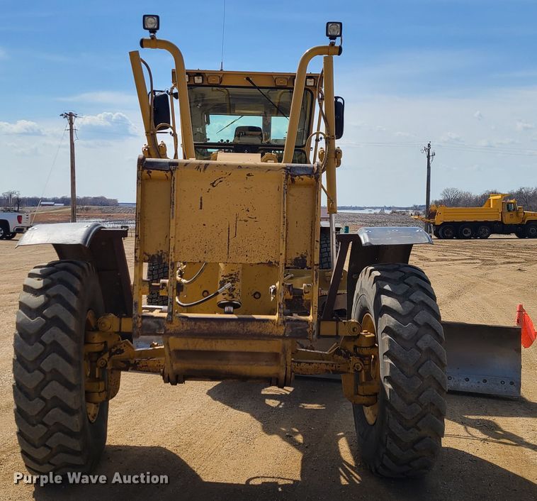 image for item HE9678 2007 Caterpillar 140H VHP  motor grader