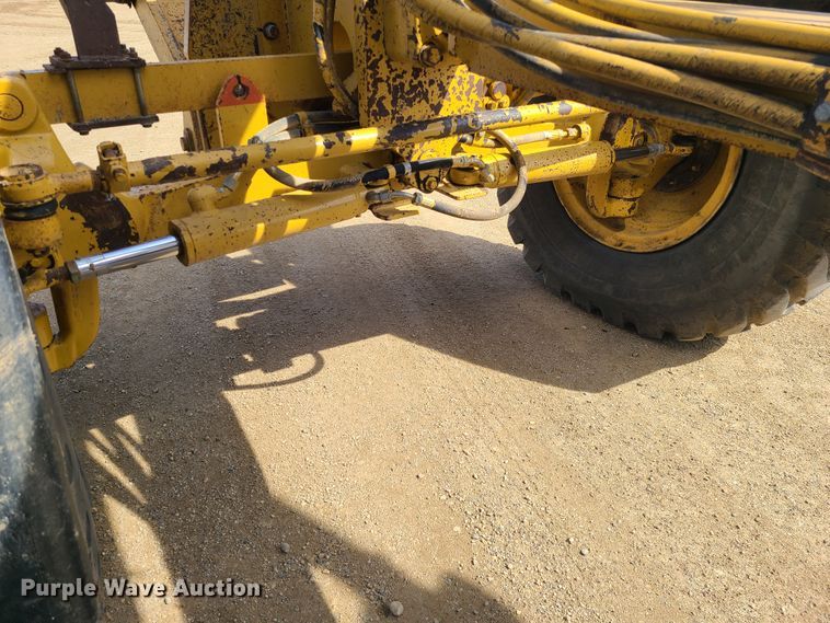 image for item HE9678 2007 Caterpillar 140H VHP  motor grader