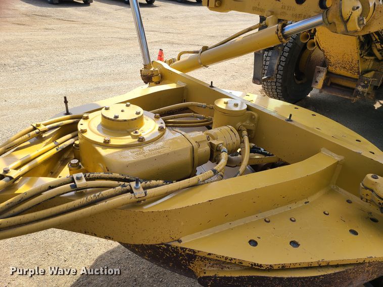 image for item HE9678 2007 Caterpillar 140H VHP  motor grader