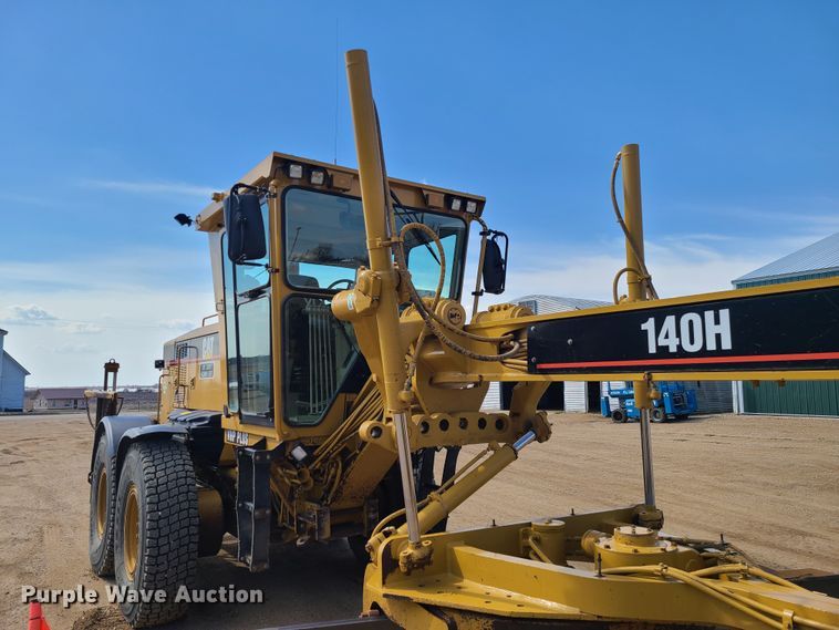 image for item HE9678 2007 Caterpillar 140H VHP  motor grader