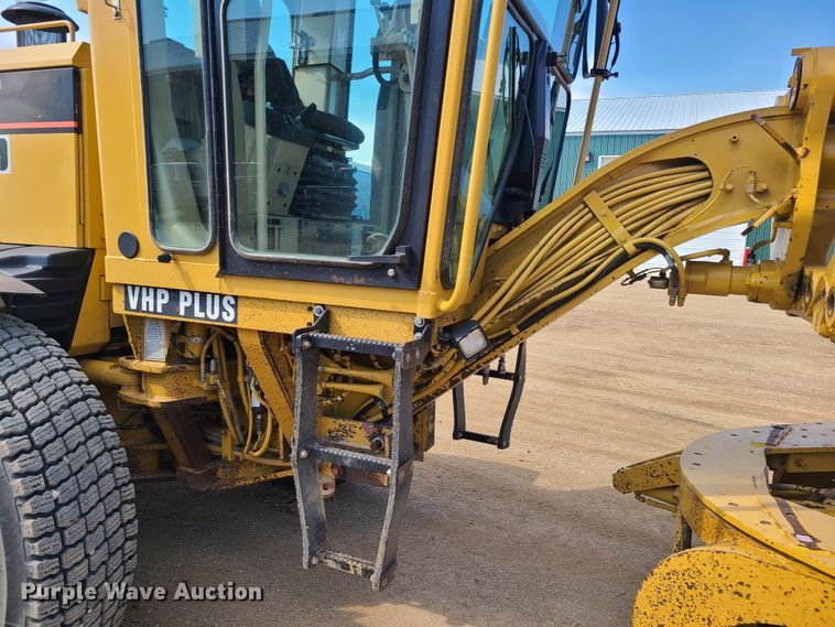 image for item HE9678 2007 Caterpillar 140H VHP  motor grader