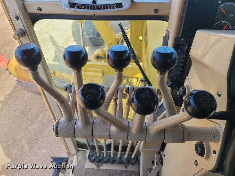 image for item HE9678 2007 Caterpillar 140H VHP  motor grader