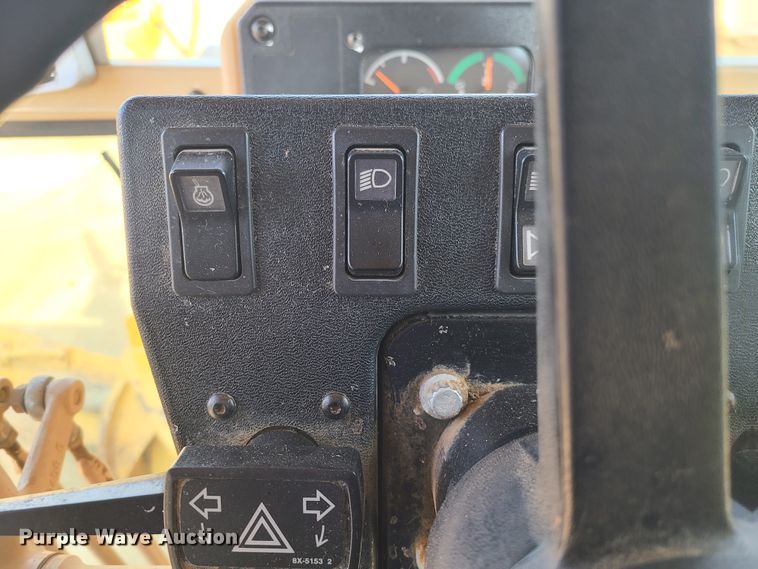 image for item HE9678 2007 Caterpillar 140H VHP  motor grader