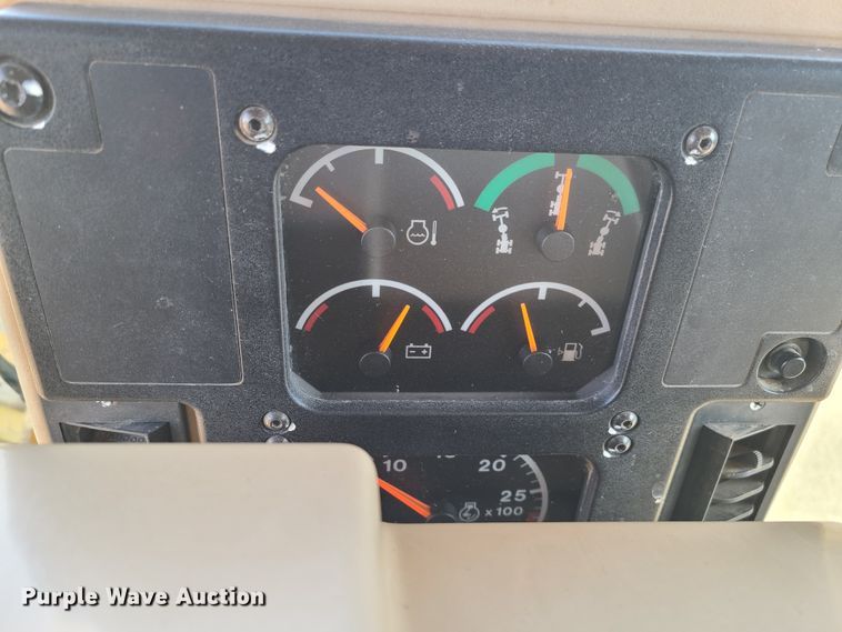 image for item HE9678 2007 Caterpillar 140H VHP  motor grader