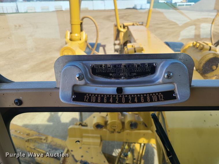 image for item HE9678 2007 Caterpillar 140H VHP  motor grader