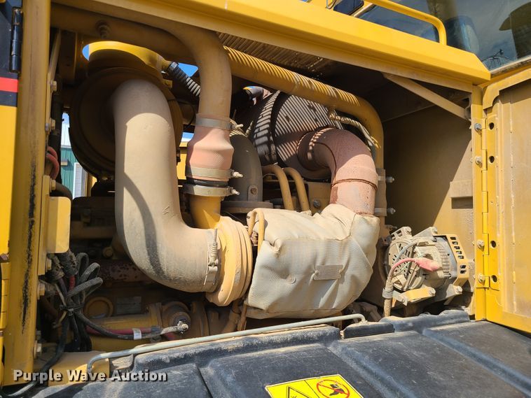image for item HE9678 2007 Caterpillar 140H VHP  motor grader