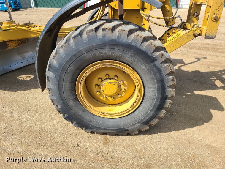 image for item HE9678 2007 Caterpillar 140H VHP  motor grader