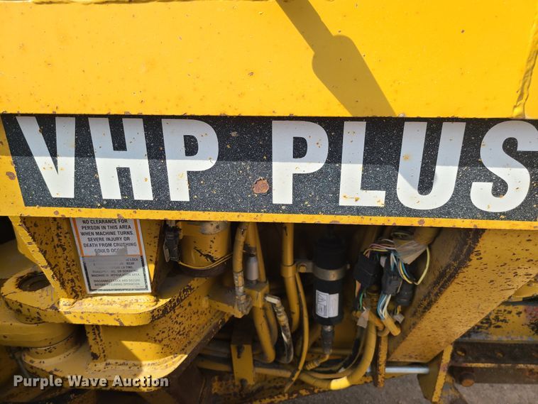 image for item HE9678 2007 Caterpillar 140H VHP  motor grader
