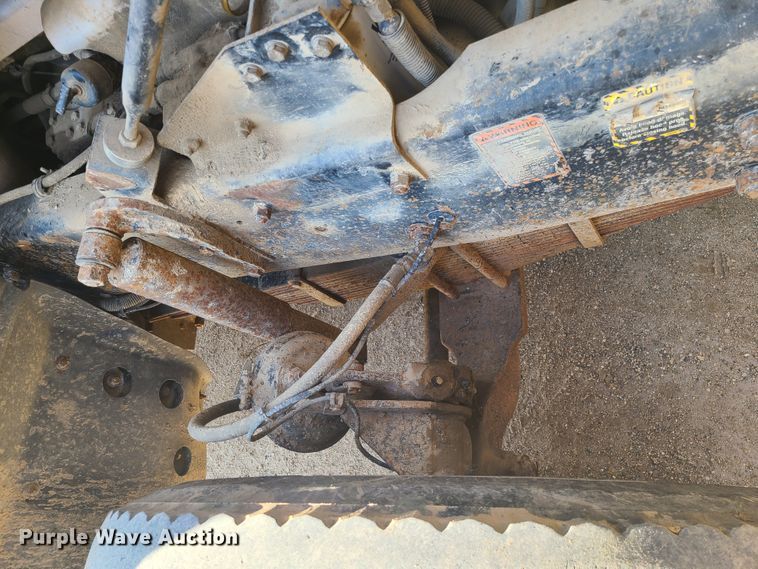 image for item HE9679 1999 Mack RD690S  dump truck