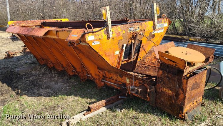 image for item HE9681 Spreader