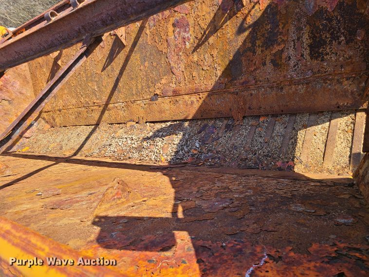 image for item HE9681 Spreader